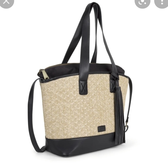 CO-LAB Handbags - 🆕️ CO-LAB straw tote